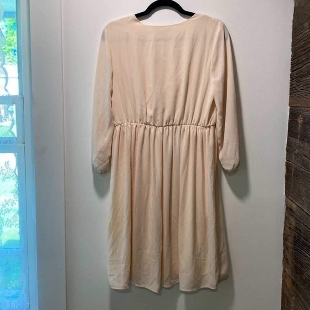 Beautiful Boho Dress with Crochet Detail at Neckline, Size M - Picture 4 of 7